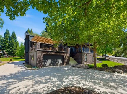 13895 Strawberry Cir, Penn Valley, CA 95946 Photo