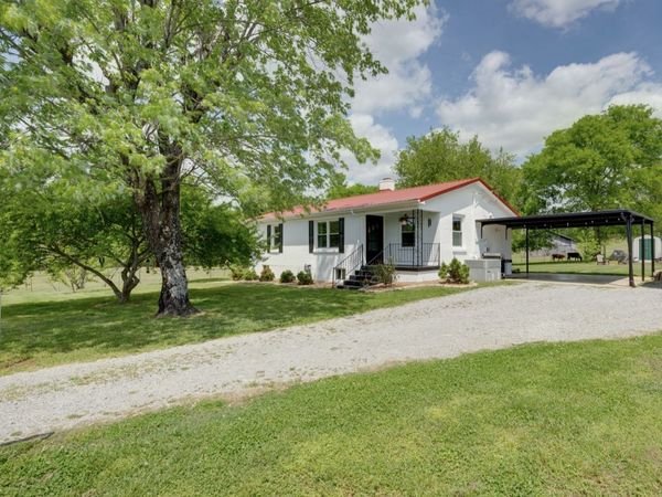 1588 New Highway 7, Columbia, TN 38401