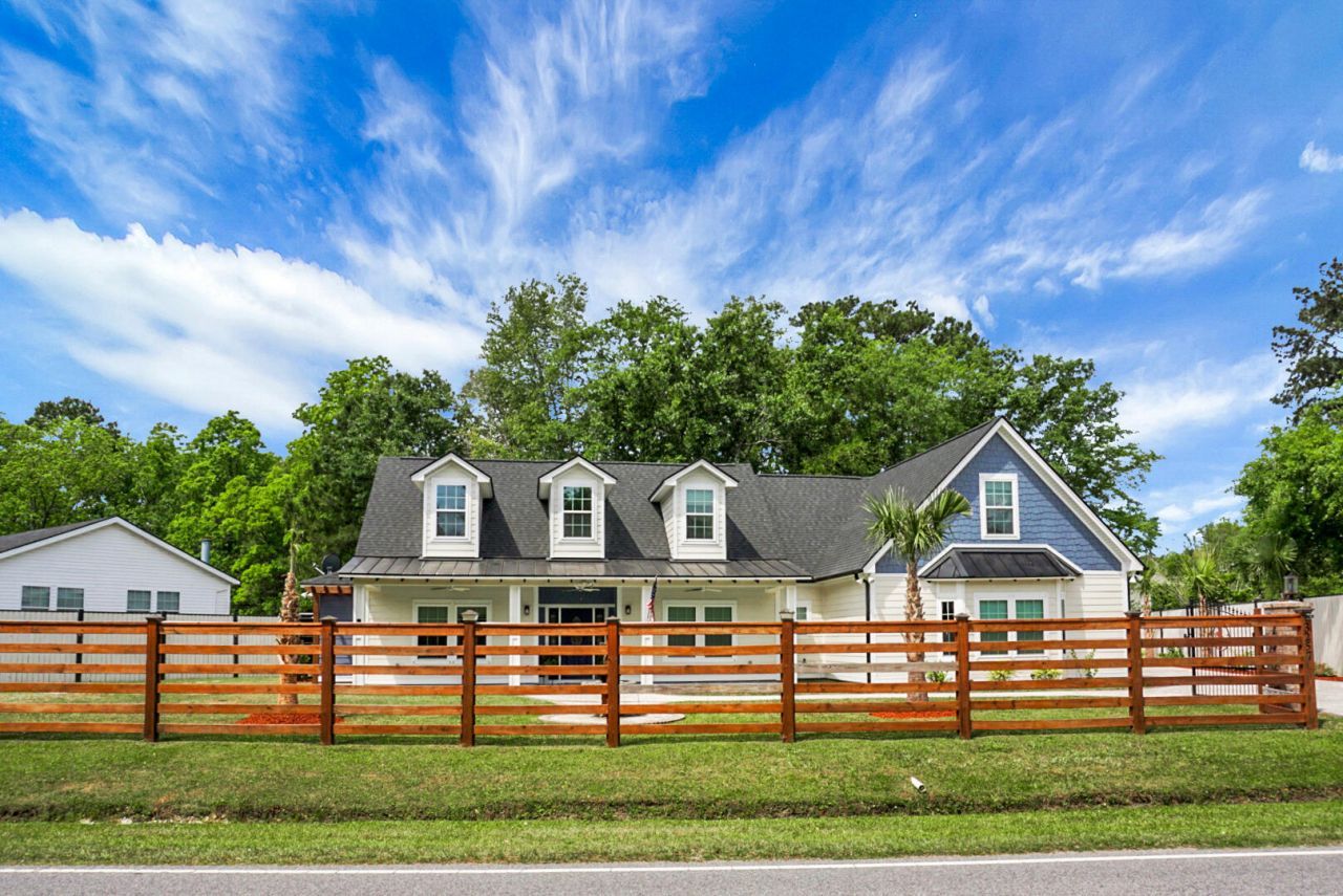 3257 Pinewood Drive Photo 4