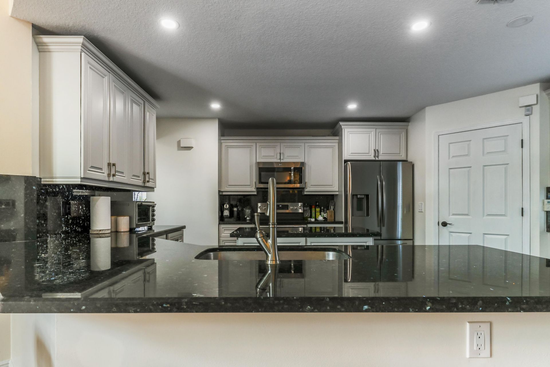 9 Meadows Park Lane, Boynton Beach, FL 33436 Photo
