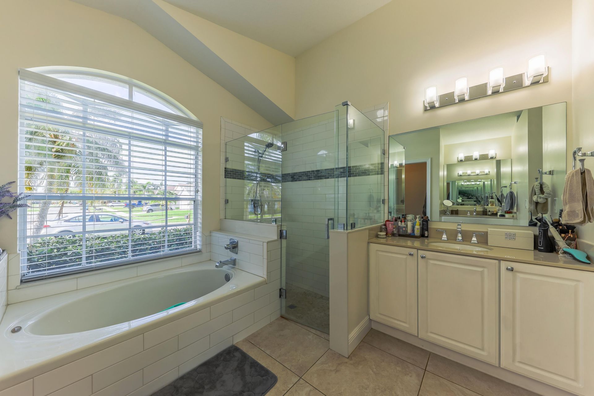9 Meadows Park Lane, Boynton Beach, FL 33436 Photo