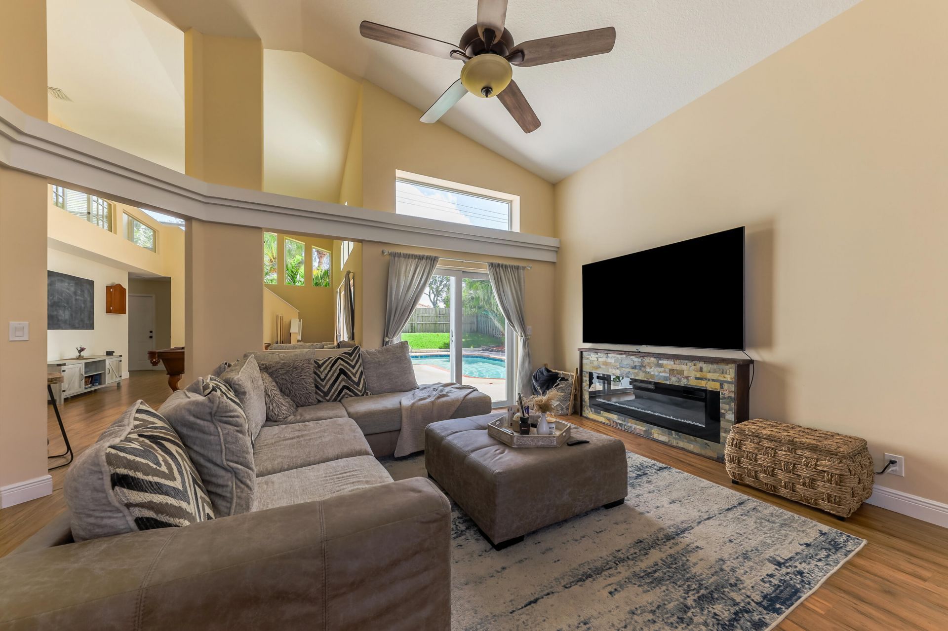 9 Meadows Park Lane, Boynton Beach, FL 33436 Photo