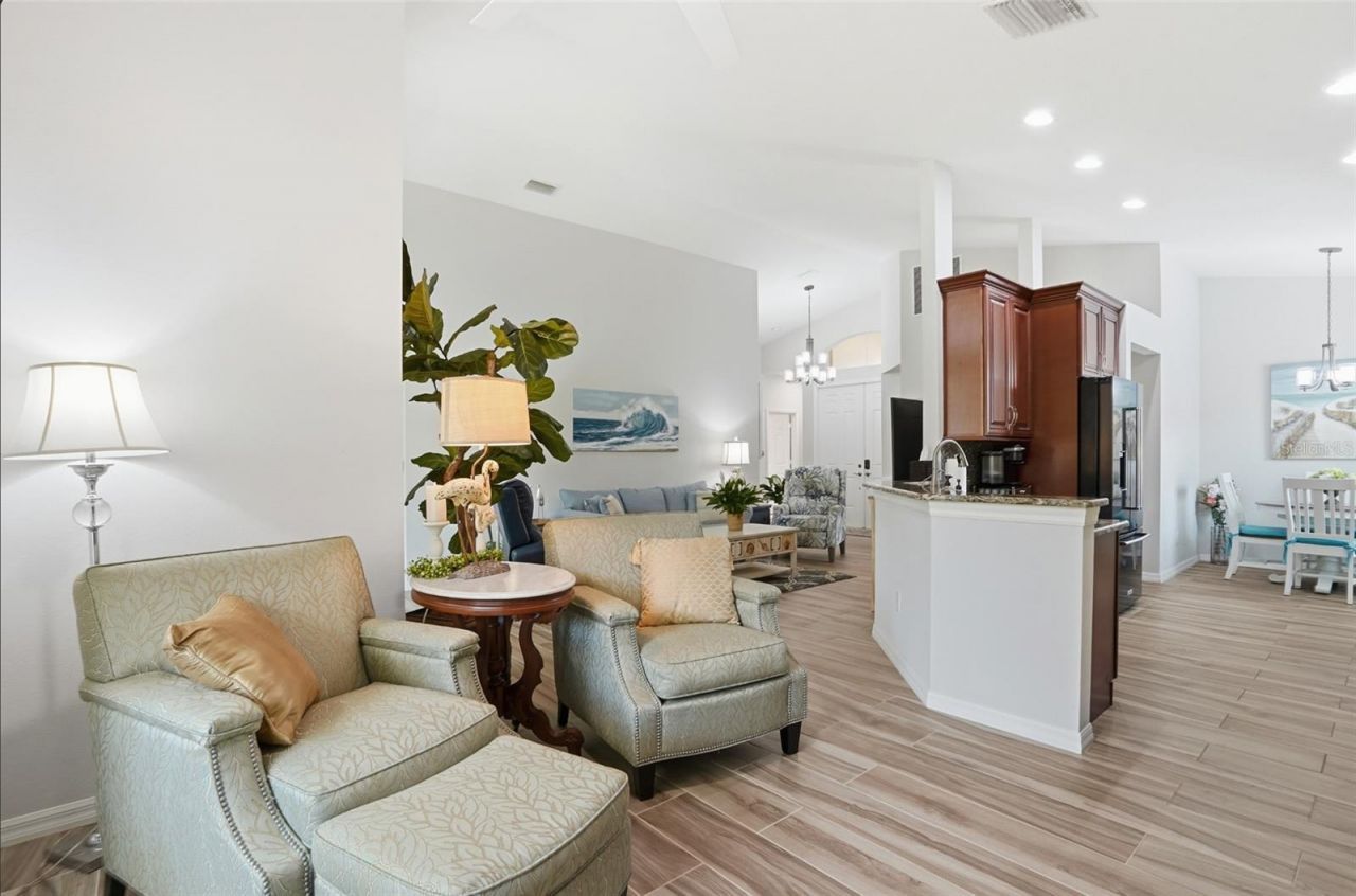 4222 65th Place E, Sarasota, FL 34243 Photo