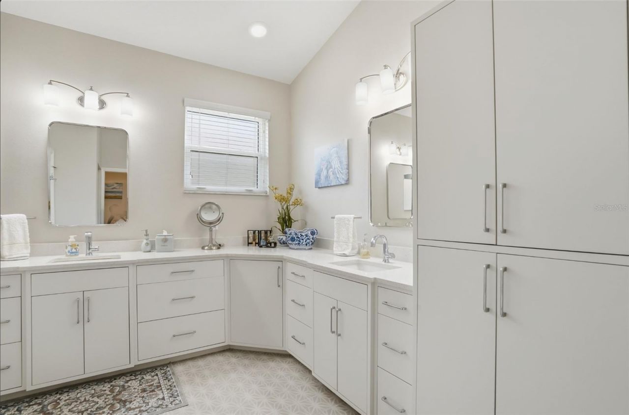 4222 65th Place E, Sarasota, FL 34243 Photo