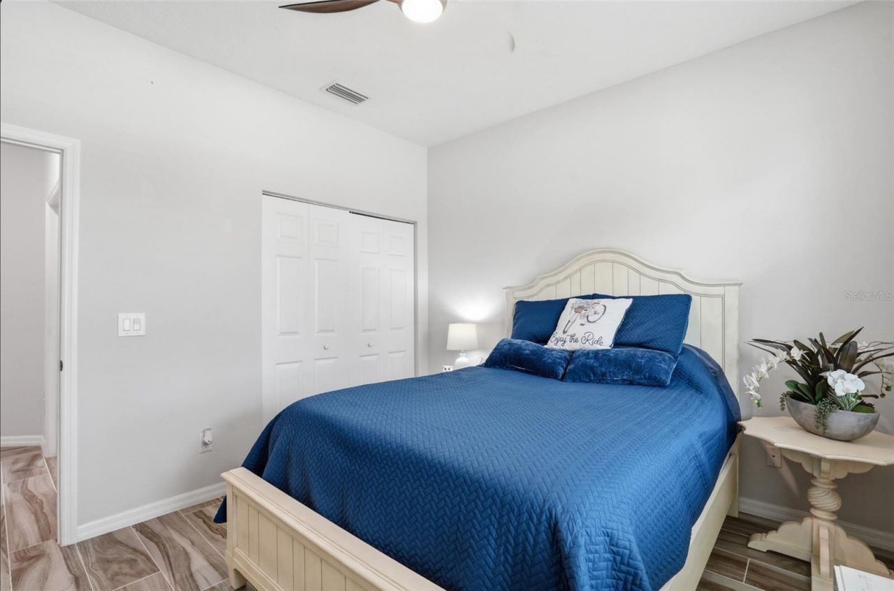 4222 65th Place E, Sarasota, FL 34243 Photo