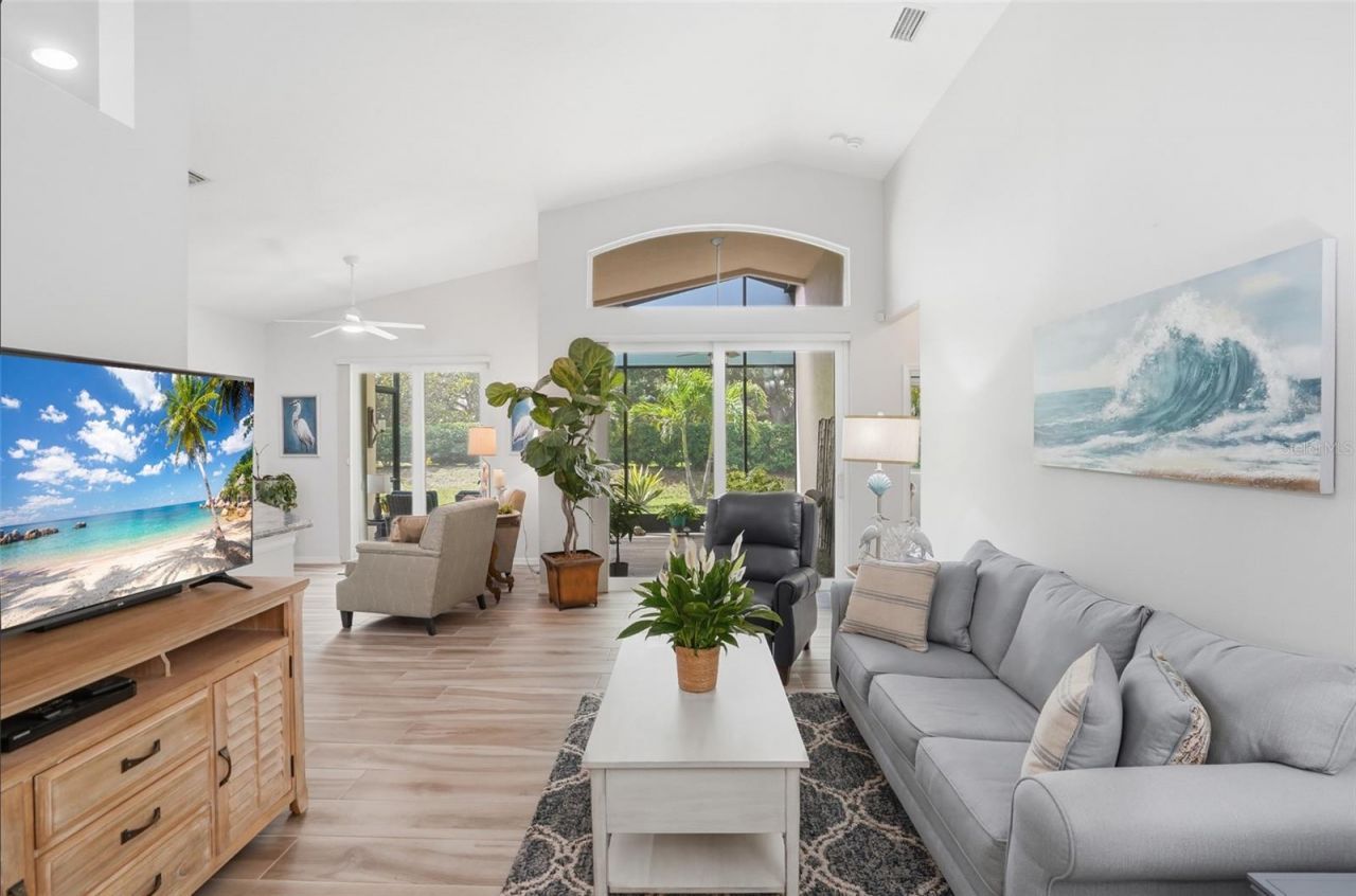 4222 65th Place E, Sarasota, FL 34243 Photo