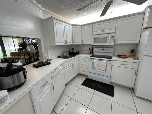 1750 NE 191st St, Unit 105-1, Miami, FL 33179