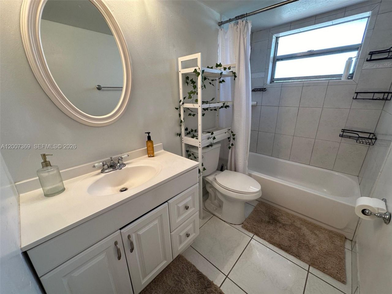 1750 NE 191st St, Unit 105-1, Miami, FL 33179 Photo
