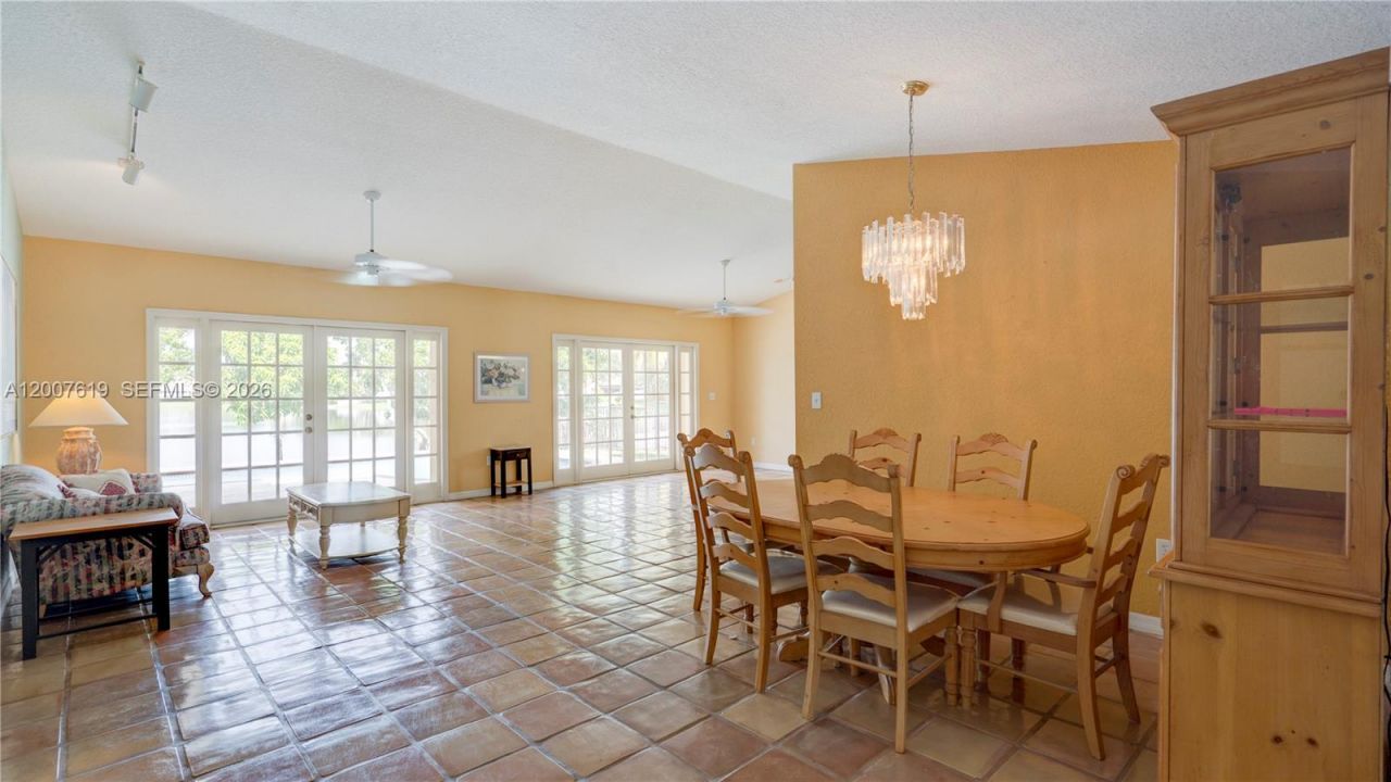 6255 Hawkes Bluff Ave, Davie, FL 33331 Photo