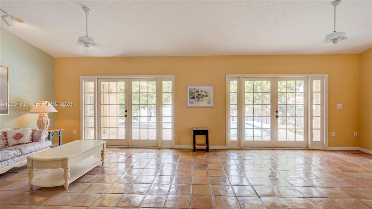 6255 Hawkes Bluff Ave, Davie, FL 33331 Photo