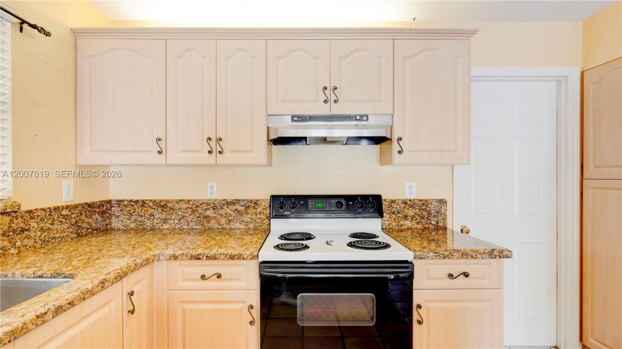6255 Hawkes Bluff Ave, Davie, FL 33331 Photo