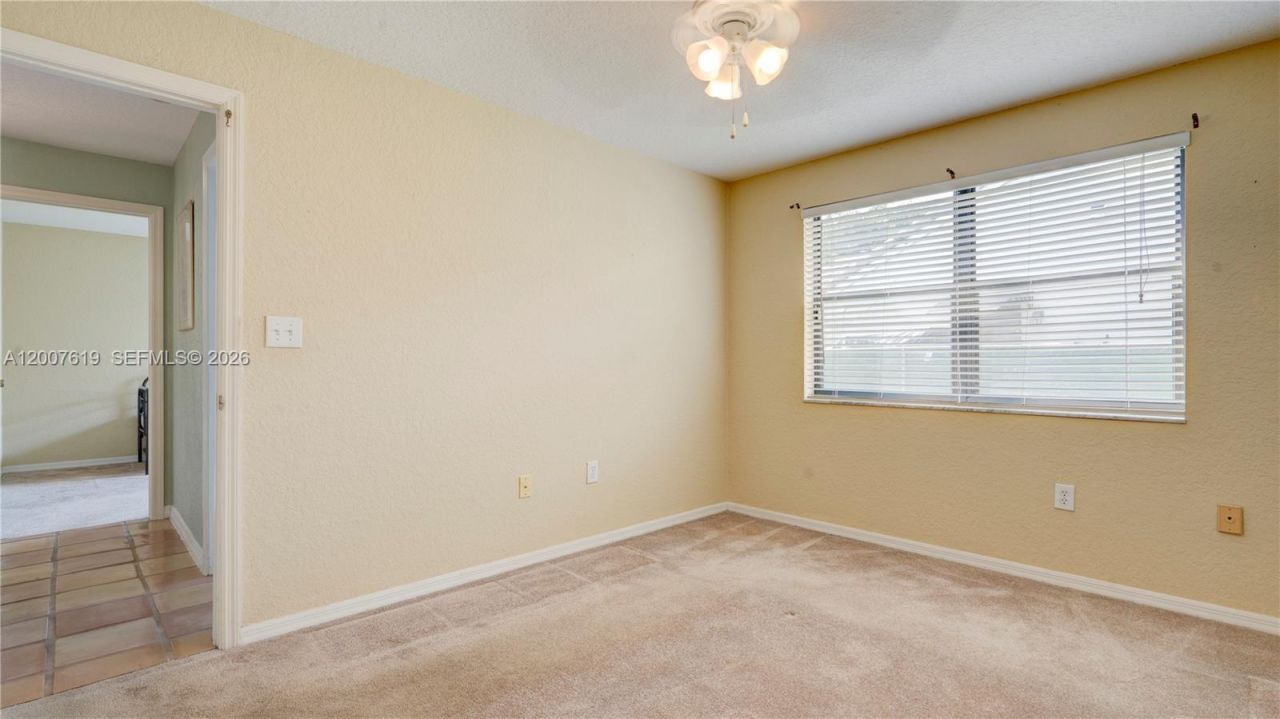 6255 Hawkes Bluff Ave, Davie, FL 33331 Photo