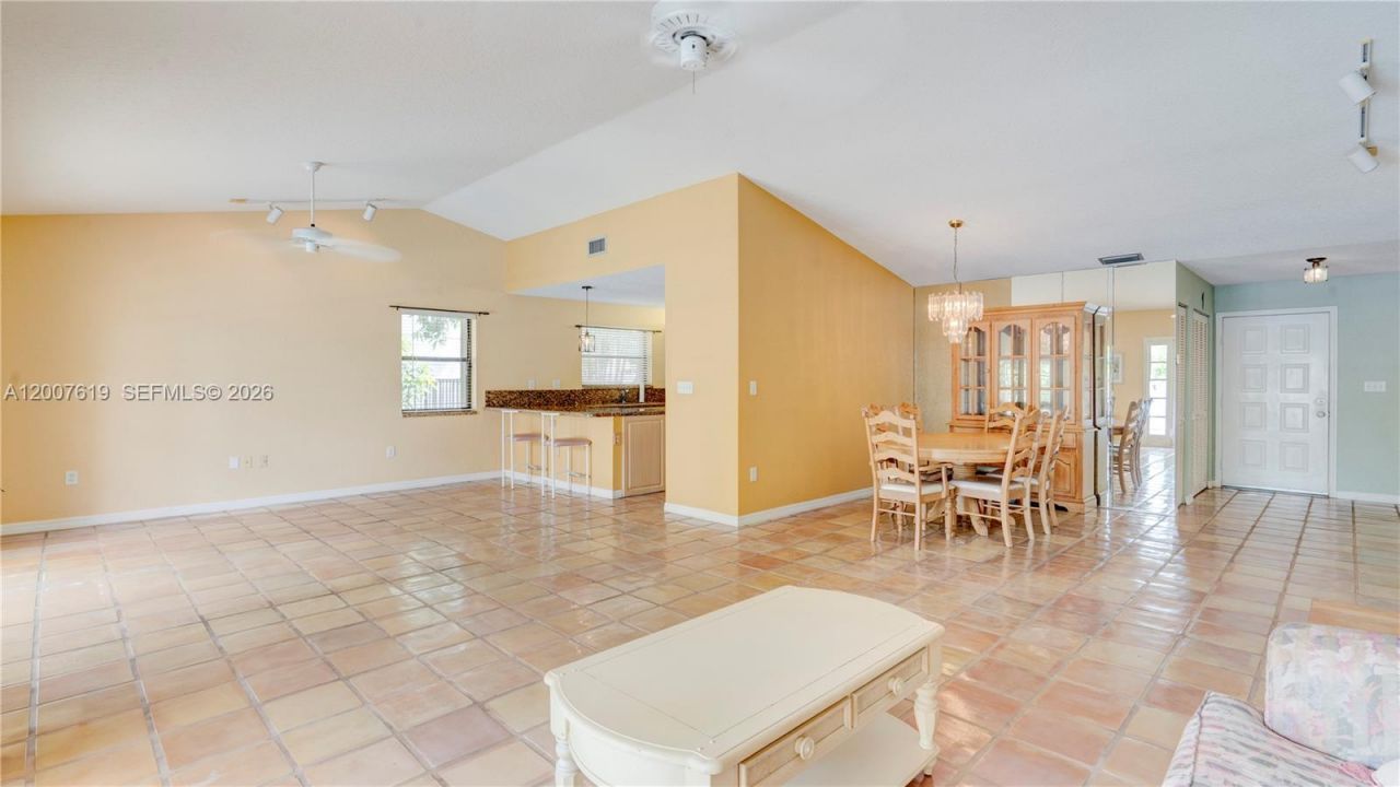 6255 Hawkes Bluff Ave, Davie, FL 33331 Photo