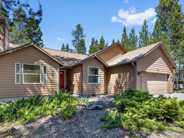 55647 Swan Road, Bend, OR 97707