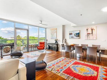 601 W Rosemary Street, Unit 404, Chapel Hill, NC 27516