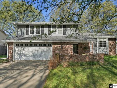 2411 S 74th Street , Lincoln, NE 68506