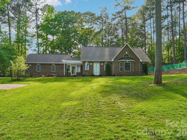 361 Stonemarker Road , Mooresville, NC 28117