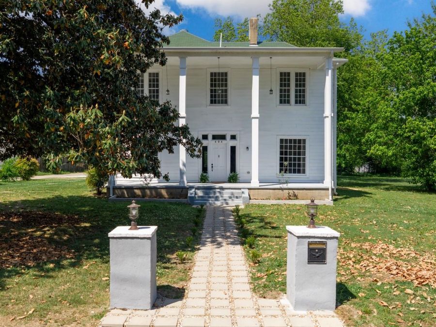 Property Image 3