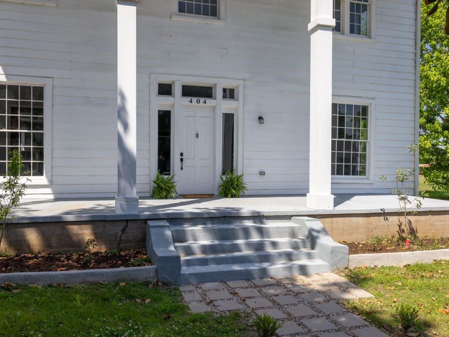 Property Image 4