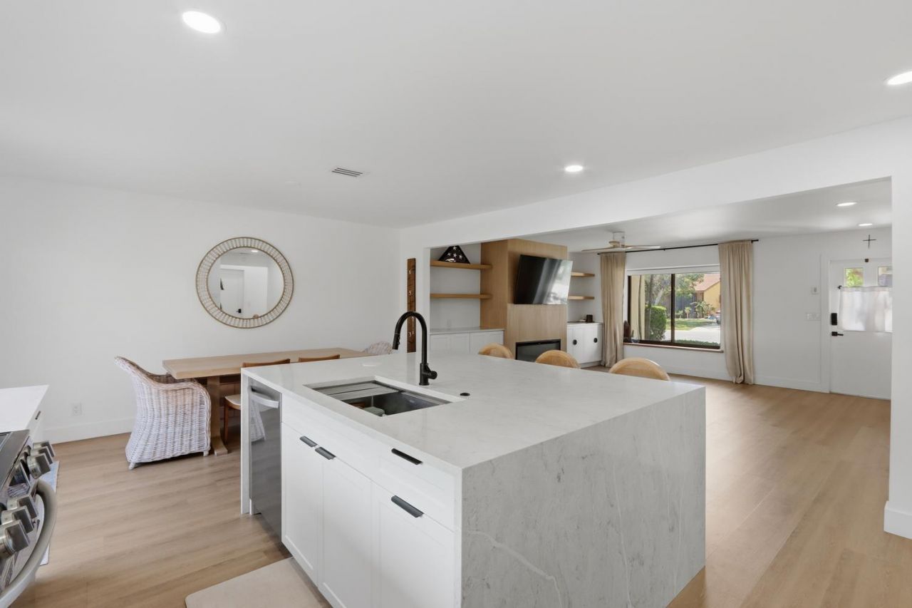 1001 Raintree Lane, Palm Beach Gardens, FL 33410 Photo