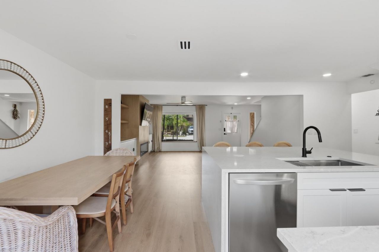 1001 Raintree Lane, Palm Beach Gardens, FL 33410 Photo