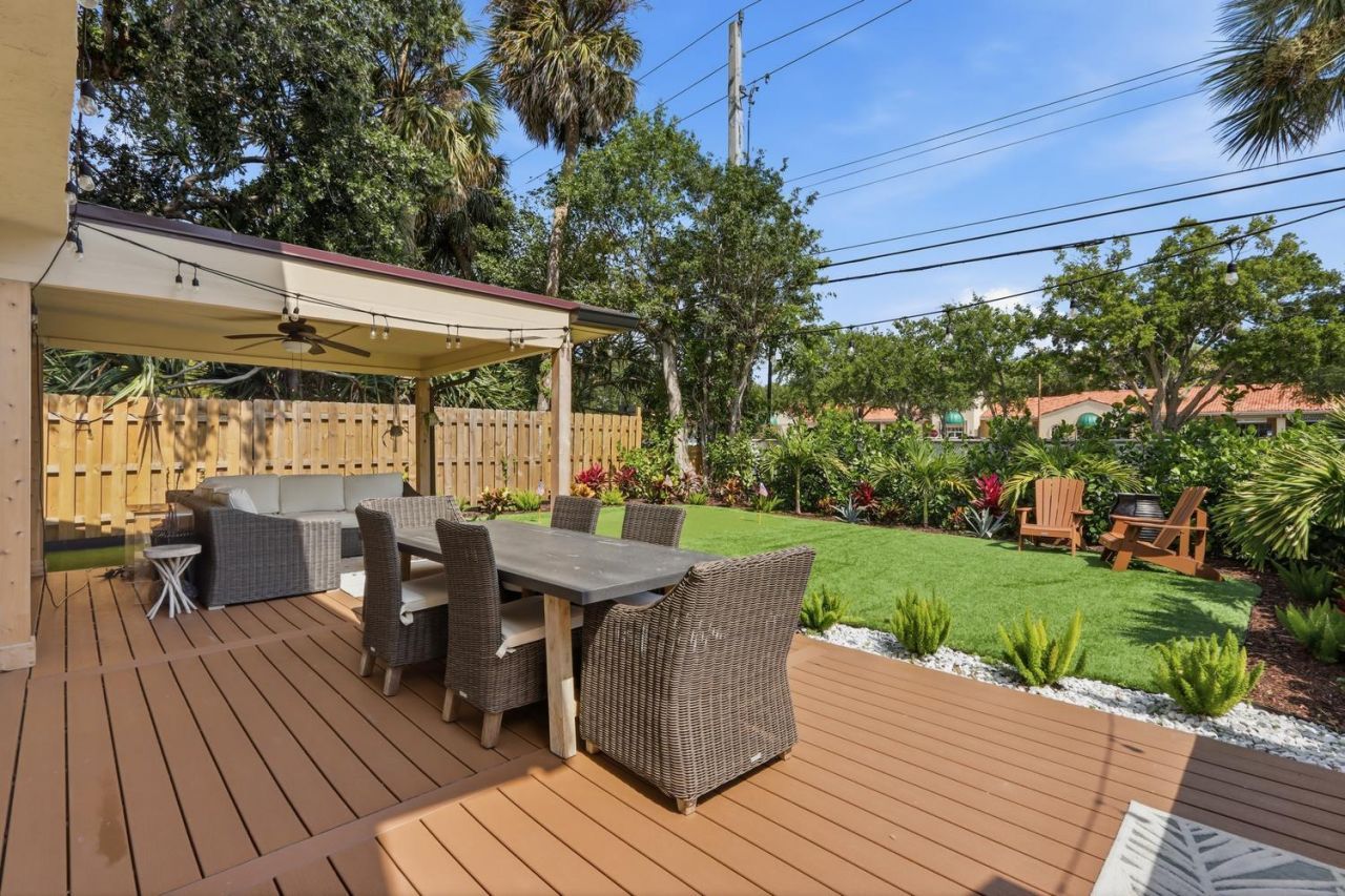 1001 Raintree Lane, Palm Beach Gardens, FL 33410 Photo