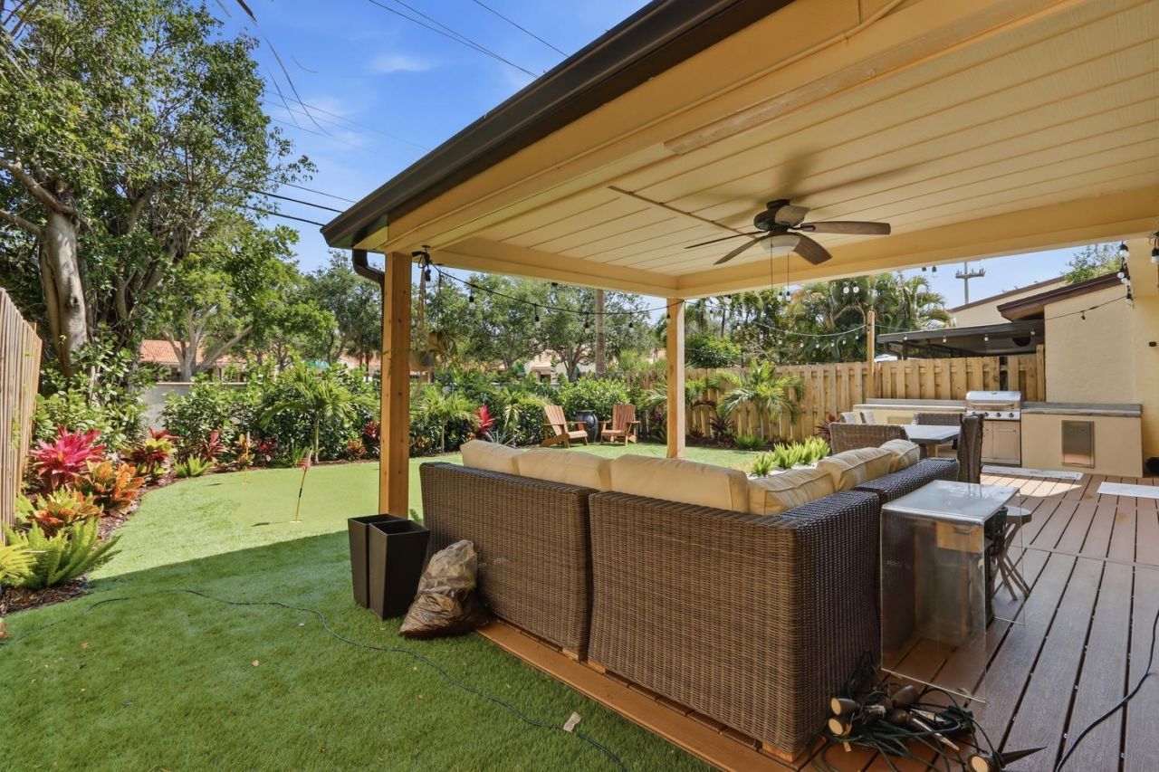 1001 Raintree Lane, Palm Beach Gardens, FL 33410 Photo