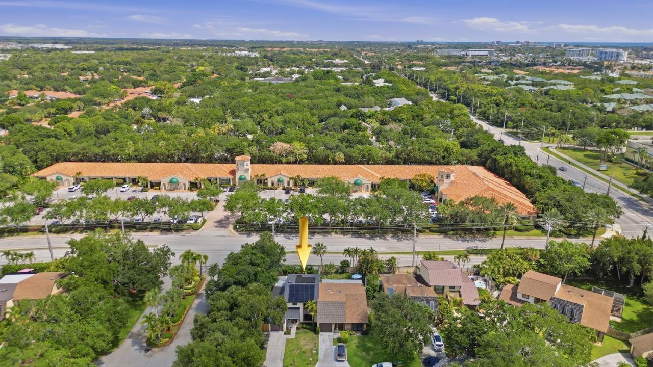 1001 Raintree Lane, Palm Beach Gardens, FL 33410 Photo