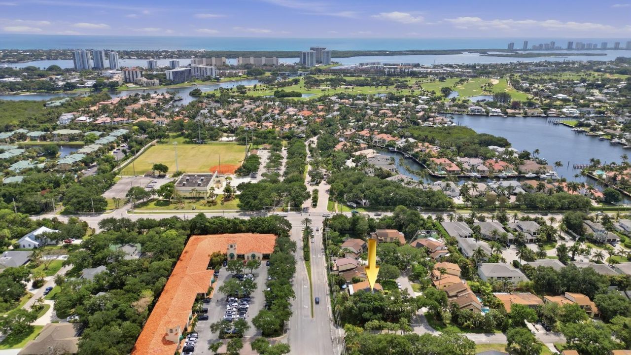 1001 Raintree Lane, Palm Beach Gardens, FL 33410 Photo