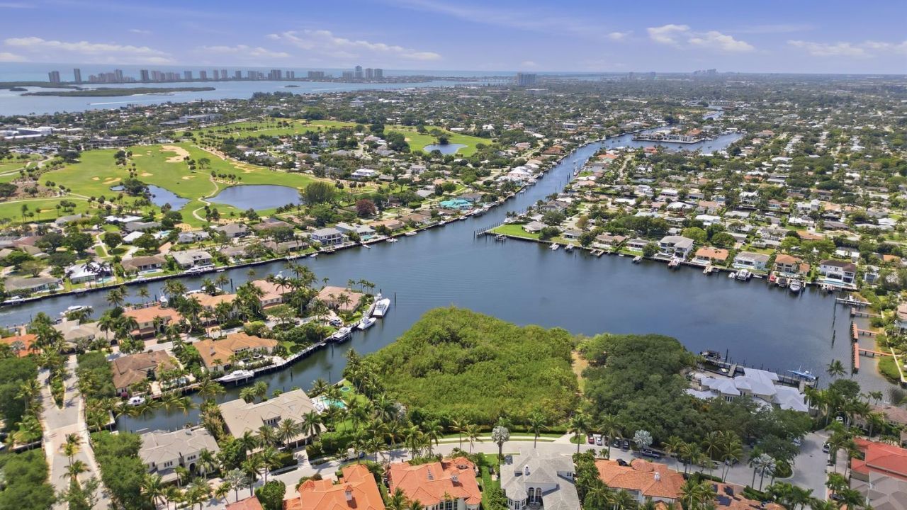 1001 Raintree Lane, Palm Beach Gardens, FL 33410 Photo