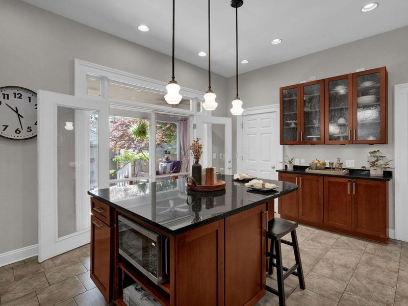 1276 Hunter Avenue, Columbus, OH 43201 Photo 19