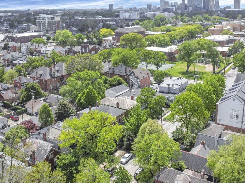 1276 Hunter Avenue, Columbus, OH 43201 Photo 47