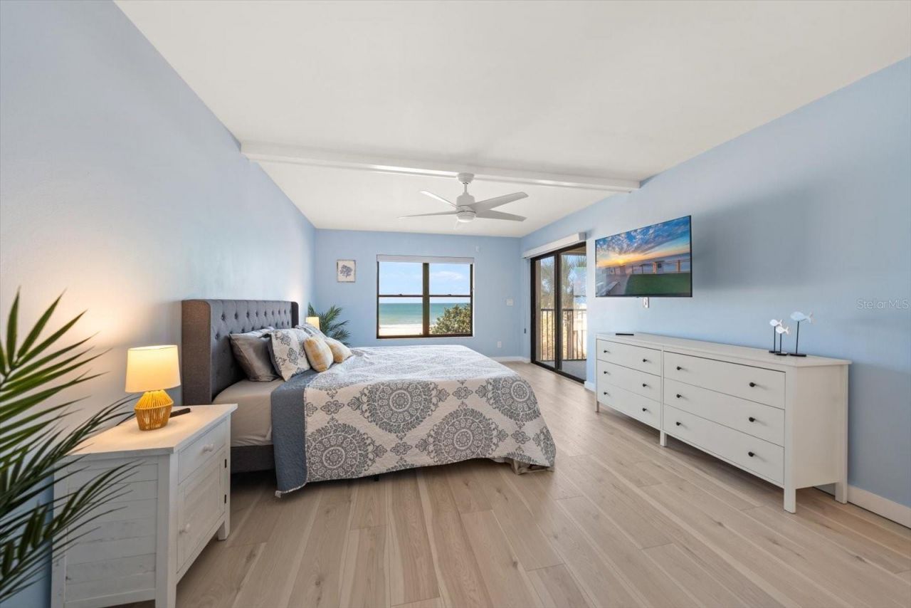 900 Gulf Boulevard , Unit 204, Indian Rocks Beach, FL 33785 Photo