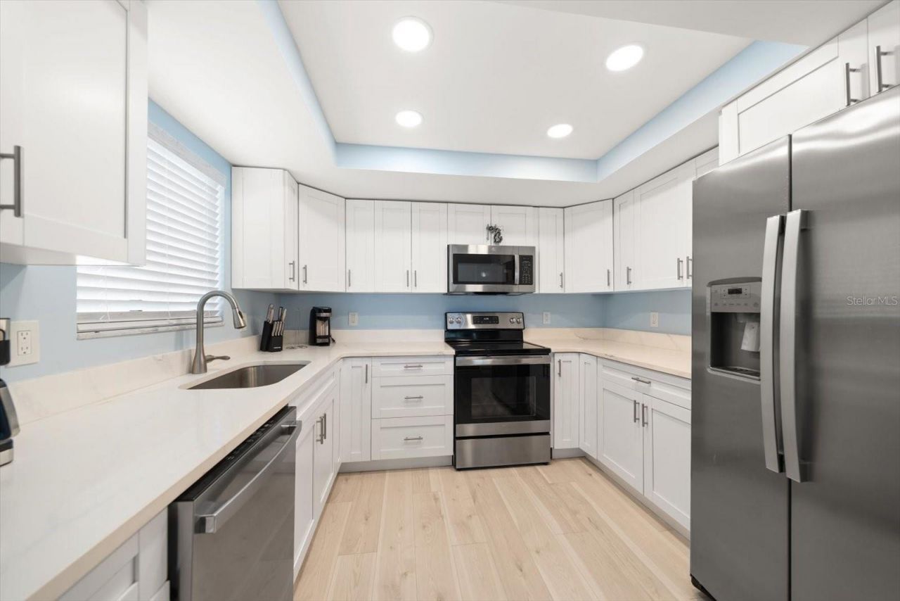 900 Gulf Boulevard , Unit 204, Indian Rocks Beach, FL 33785 Photo