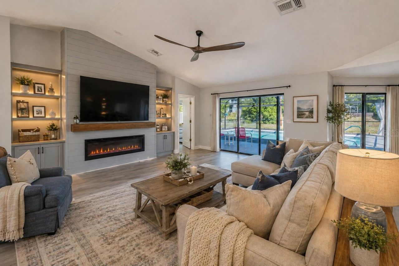 8285 Galgano Lane , Spring Hill, FL 34606 Photo