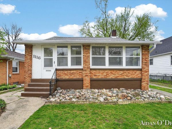 1116 Atlantic Street NW, Grand Rapids, MI 49504