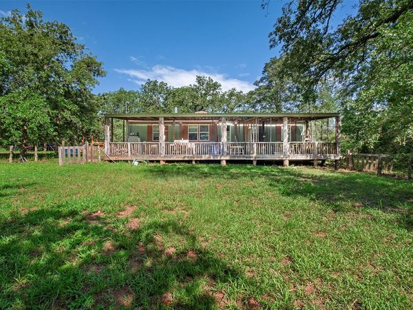 1231 Peach Creek RD, Waelder, TX 78959