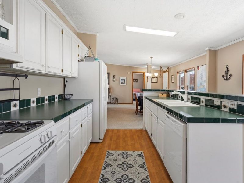 1664 N Coldwater Crossing Road, Marblehead, OH 43440 Photo 12