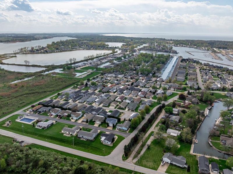 1664 N Coldwater Crossing Road, Marblehead, OH 43440 Photo 61