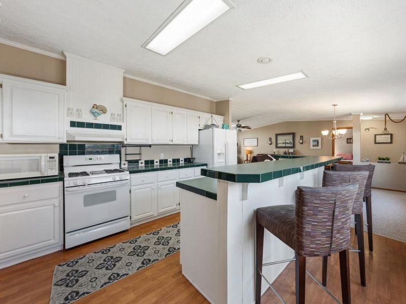 1664 N Coldwater Crossing Road, Marblehead, OH 43440 Photo 9