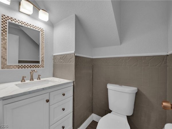 1527 Bent Arrow Drive , North Las Vegas, NV 89031