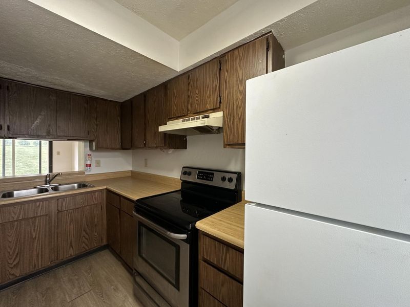 1243 Green Valley Drive, Heath, OH 43056 Photo 4