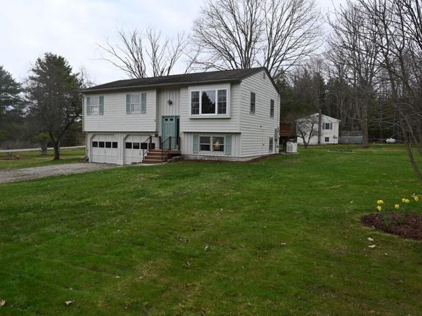 8 Lucas Lane , Bowdoinham, ME 04008