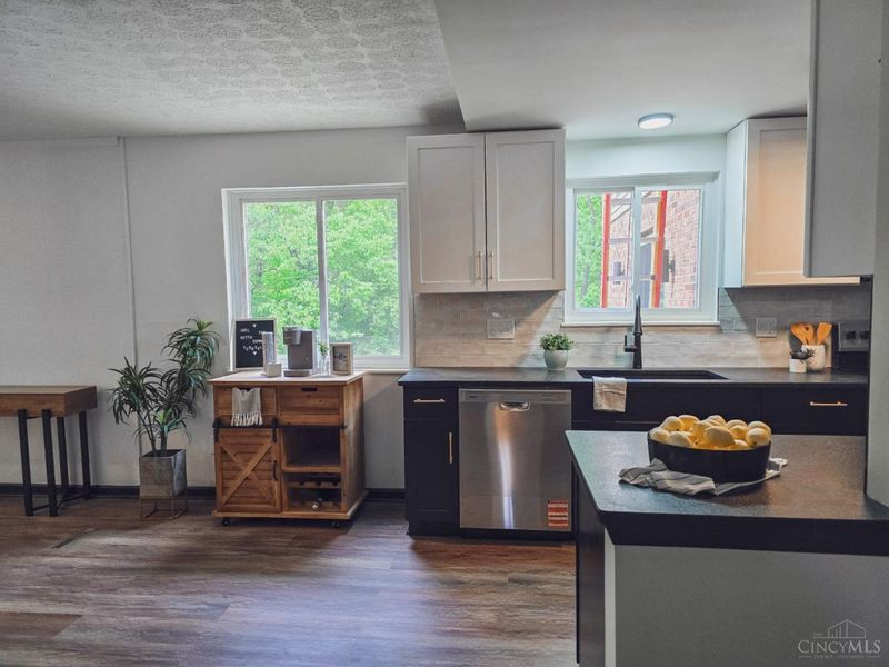 6558 Thunderhill Lane, Delhi Twp, OH 45233 Photo 4