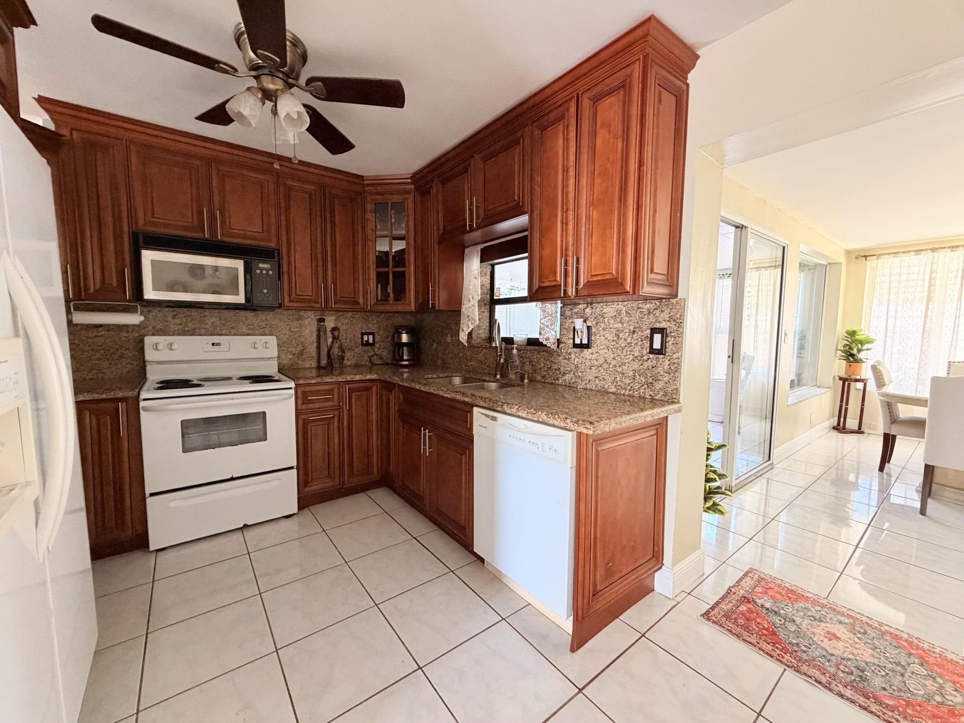 1014 SE 4th Court, Deerfield Beach, FL 33441 Photo