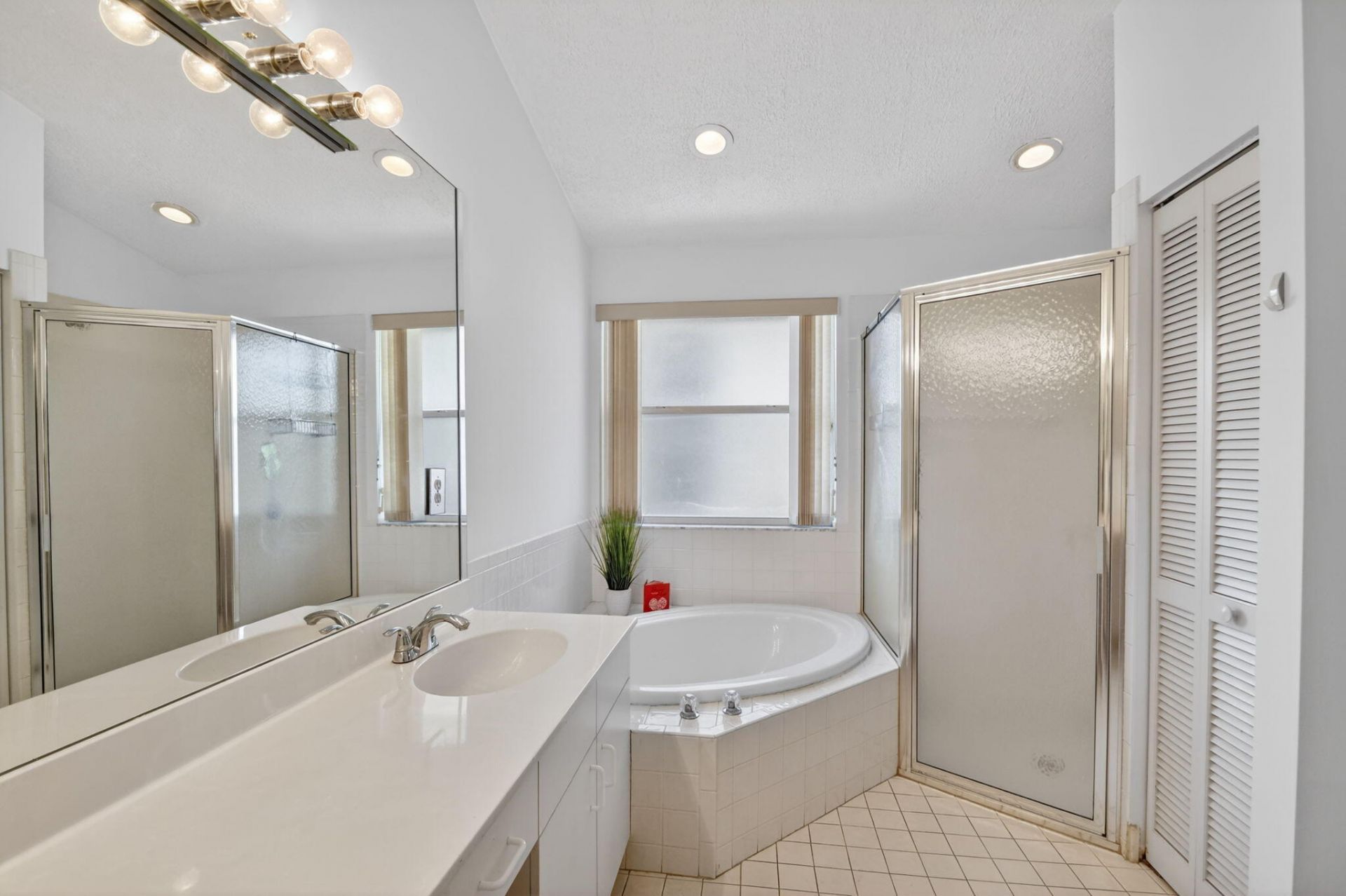 1033 W Fairfax Cir W W, Boynton Beach, FL 33436 Photo