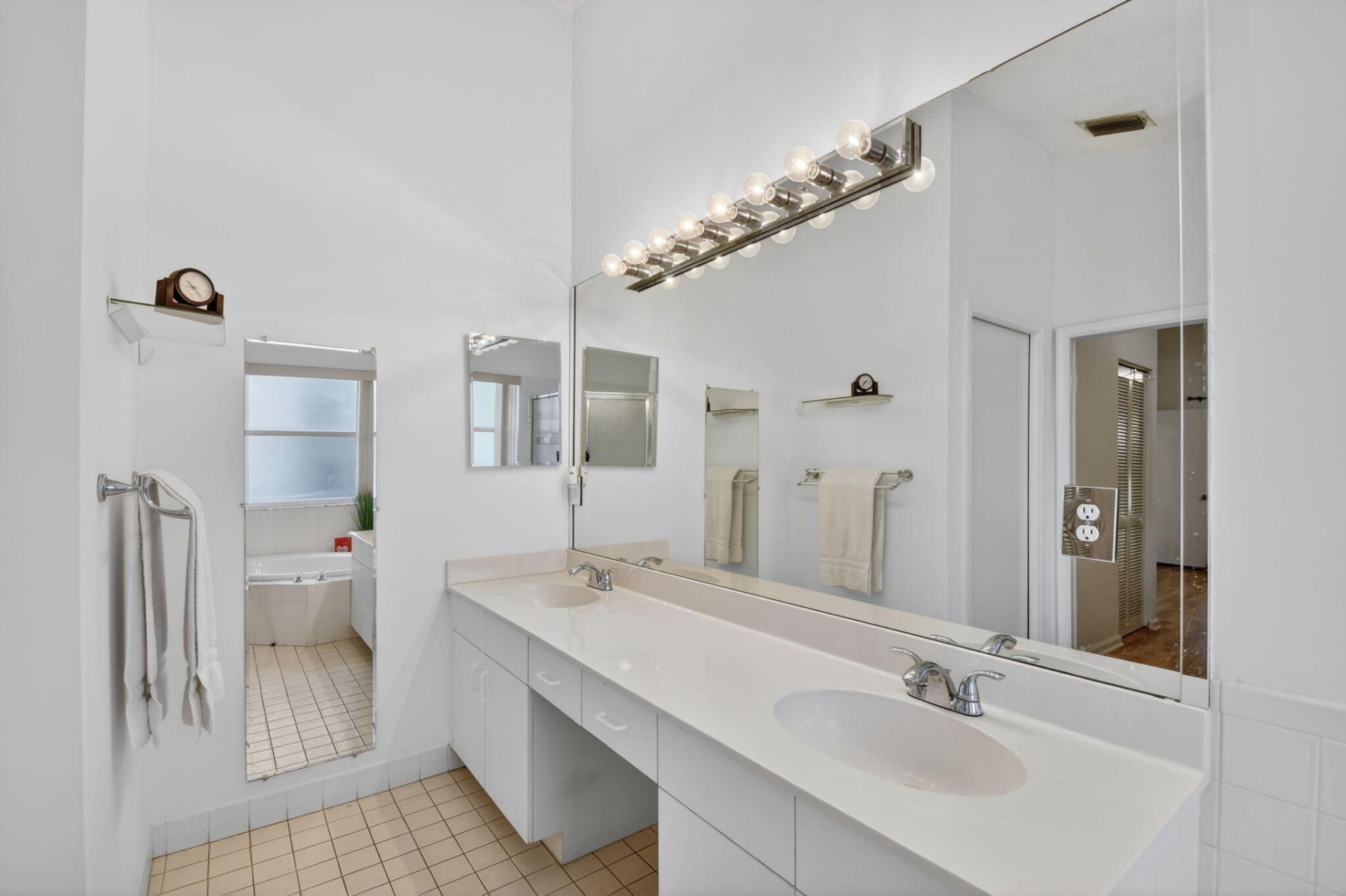 1033 W Fairfax Cir W W, Boynton Beach, FL 33436 Photo