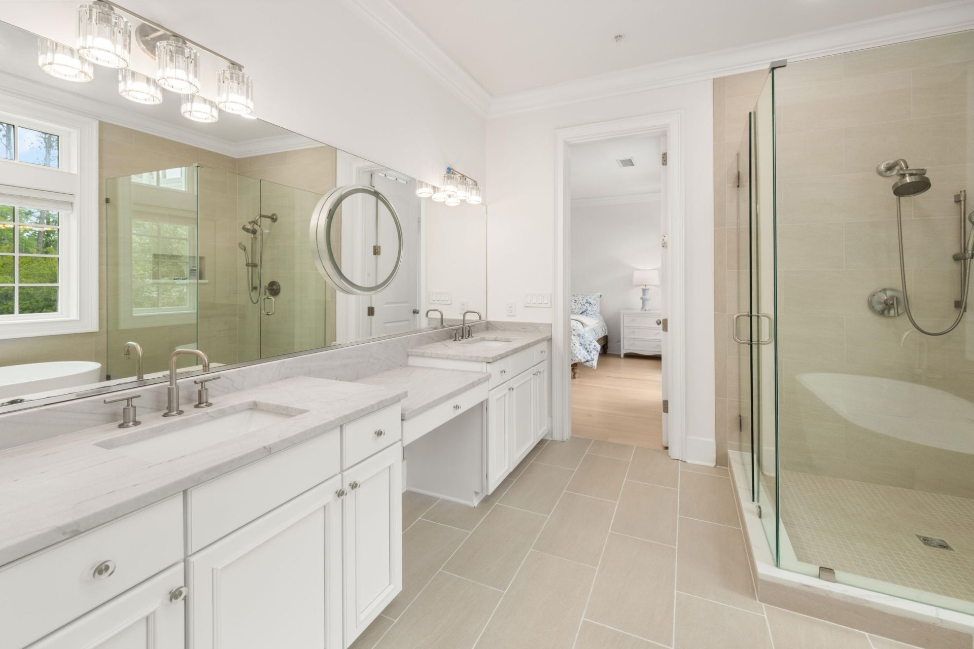 144 Fairbanks Oak Alley Photo 24