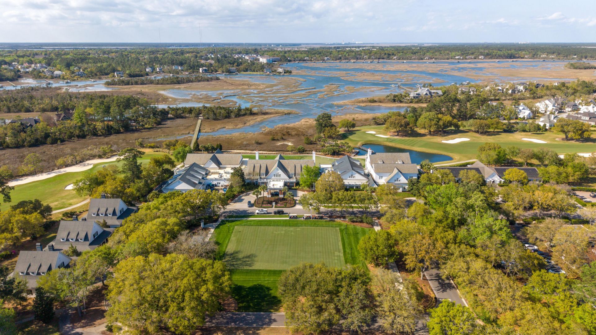 144 Fairbanks Oak Alley Photo 38