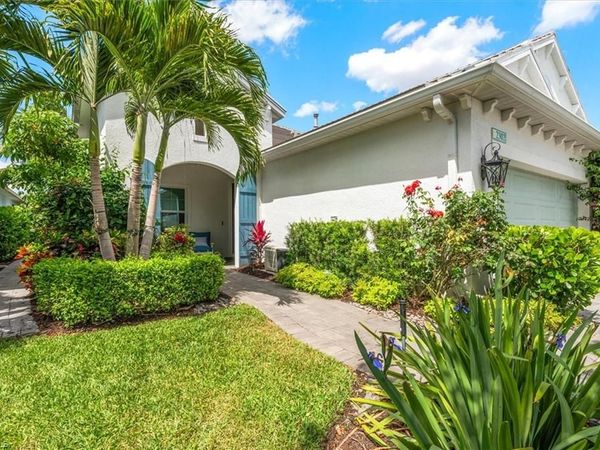 2302 Marquesa CIR, NAPLES, FL 34112